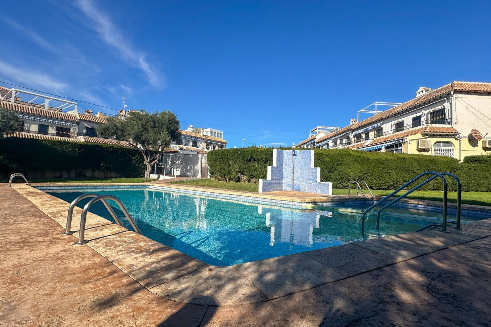 Herverkoop - Townhouse / Duplex / Corner - Torrevieia - Nueva Torrevieja