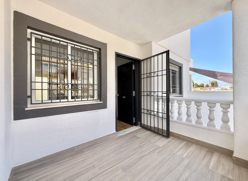 Herverkoop - Townhouse / Duplex / Corner - Torrevieia - Parque de las Naciones