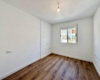 Herverkoop - Townhouse / Duplex / Corner - Torrevieia - Parque de las Naciones