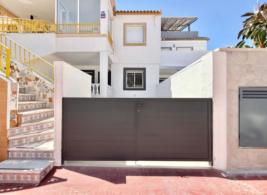 Herverkoop - Townhouse / Duplex / Corner - Torrevieia - Parque de las Naciones