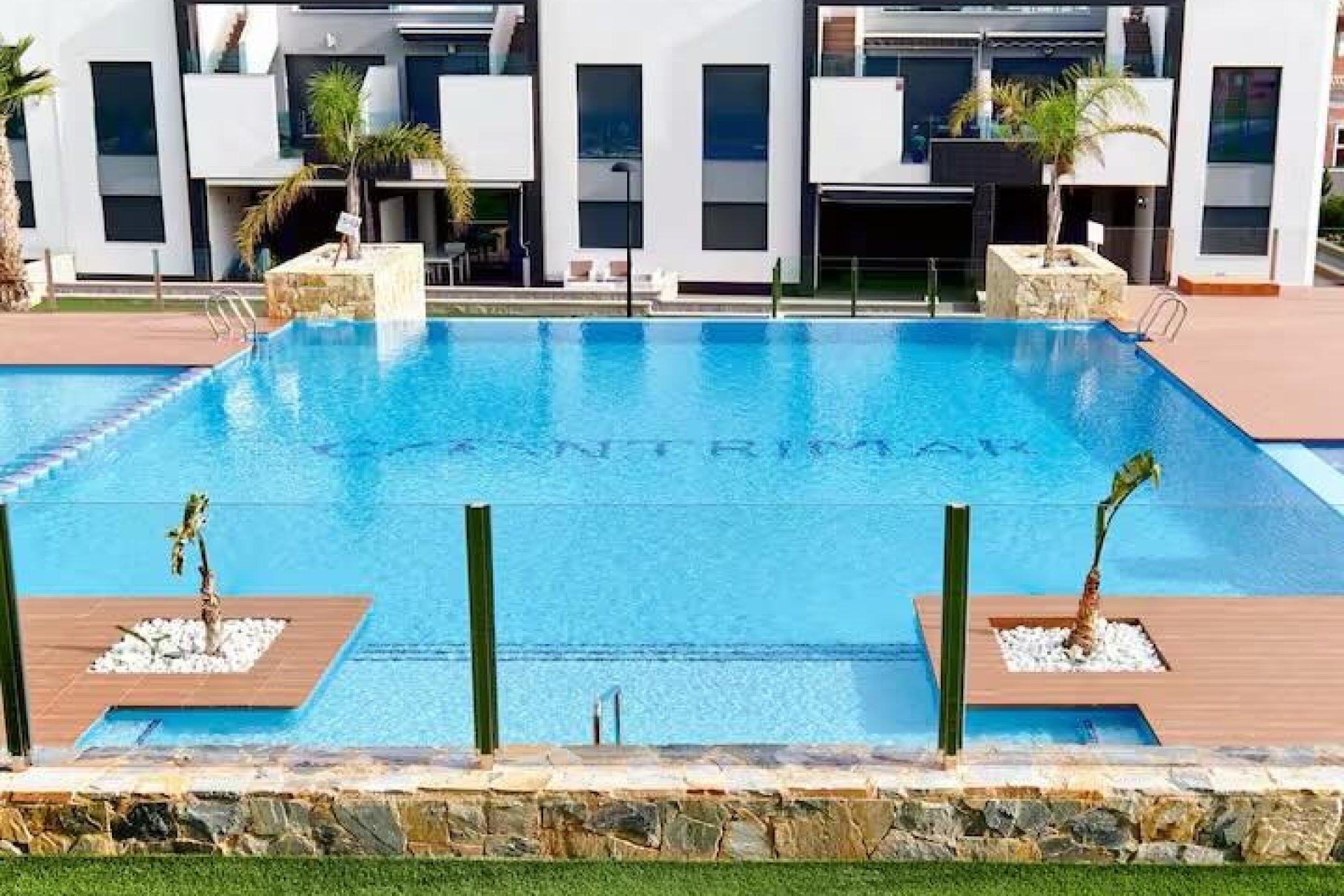 Herverkoop - Townhouse / Duplex / Corner - Torrevieia - Punta Prima