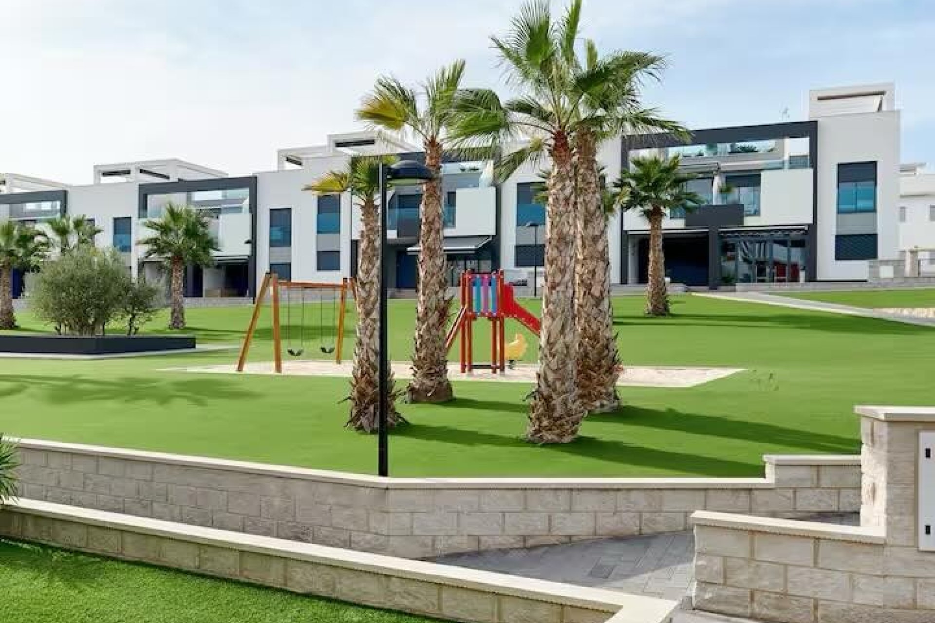 Herverkoop - Townhouse / Duplex / Corner - Torrevieia - Punta Prima