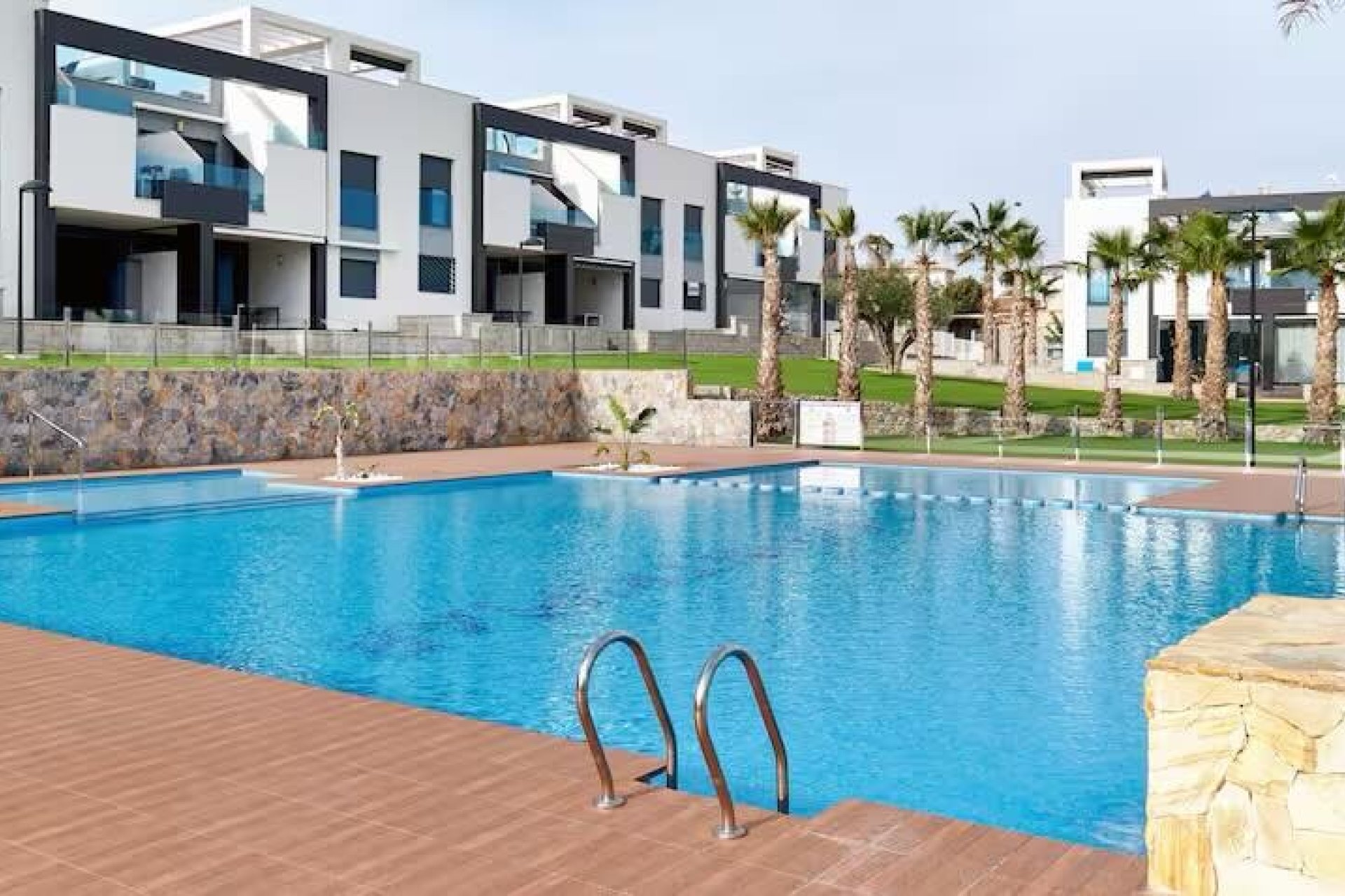 Herverkoop - Townhouse / Duplex / Corner - Torrevieia - Punta Prima