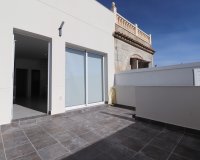 Herverkoop - Townhouse / Duplex / Corner - Torrevieia - San Luis