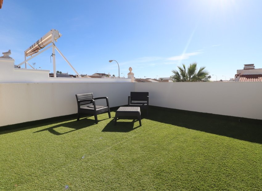 Herverkoop - Townhouse / Duplex / Corner - Torrevieia - San Luis