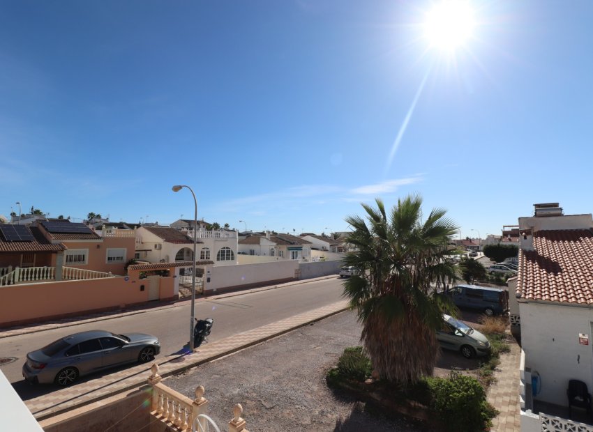 Herverkoop - Townhouse / Duplex / Corner - Torrevieia - San Luis