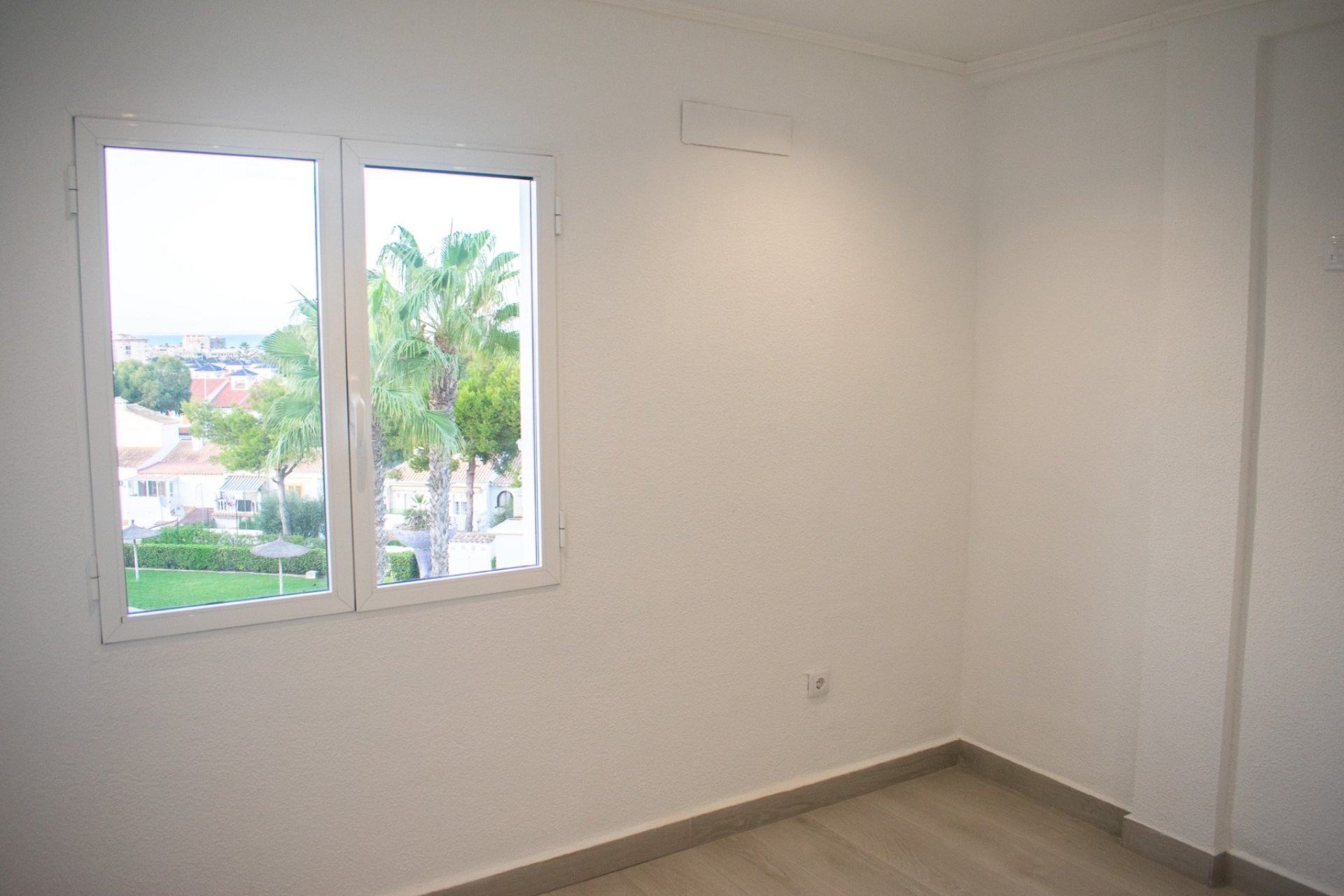Herverkoop - Townhouse / Duplex / Corner - Torrevieia - Torreblanca