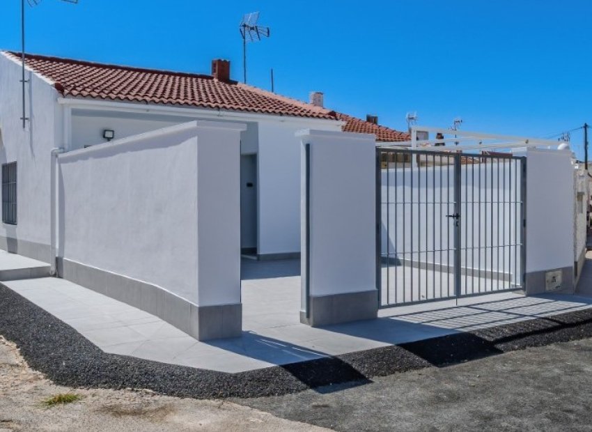 Herverkoop - Townhouse / Duplex / Corner - Torrevieia - Torrevieja