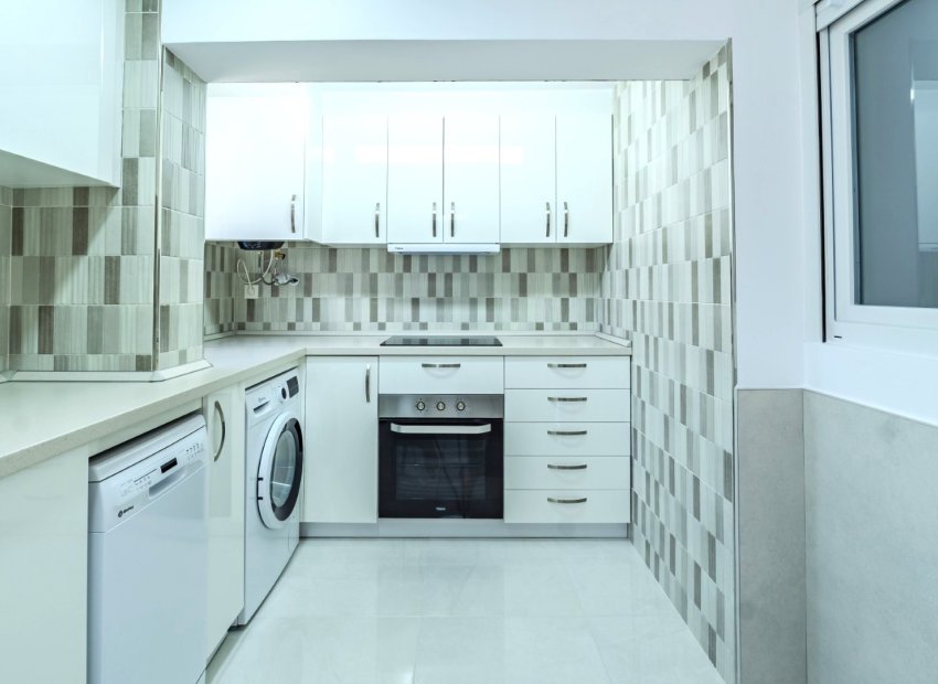 Herverkoop - Townhouse / Duplex / Corner - Torrevieia - Torrevieja