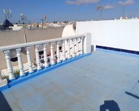 Herverkoop - Townhouse / Duplex / Corner - Torrevieia - Torrevieja