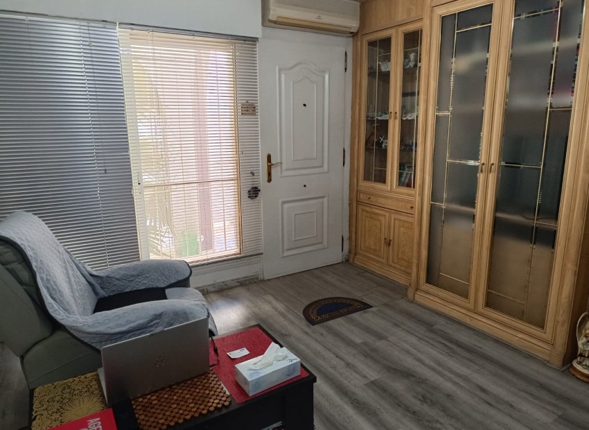 Herverkoop - Townhouse / Duplex / Corner - Torrevieia - Torrevieja