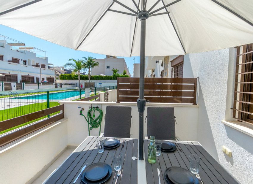 Herverkoop - Townhouse / Duplex / Corner - Torrevieia - Torrevieja