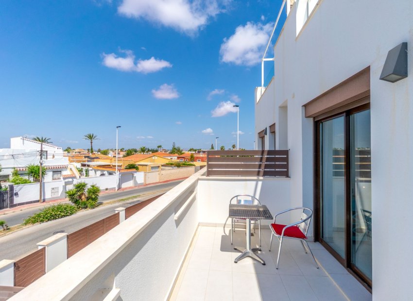 Herverkoop - Townhouse / Duplex / Corner - Torrevieia - Torrevieja