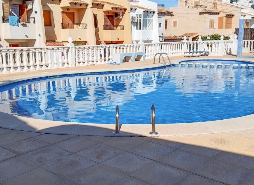 Herverkoop - Townhouse / Duplex / Corner - Torrevieia - Torrevieja