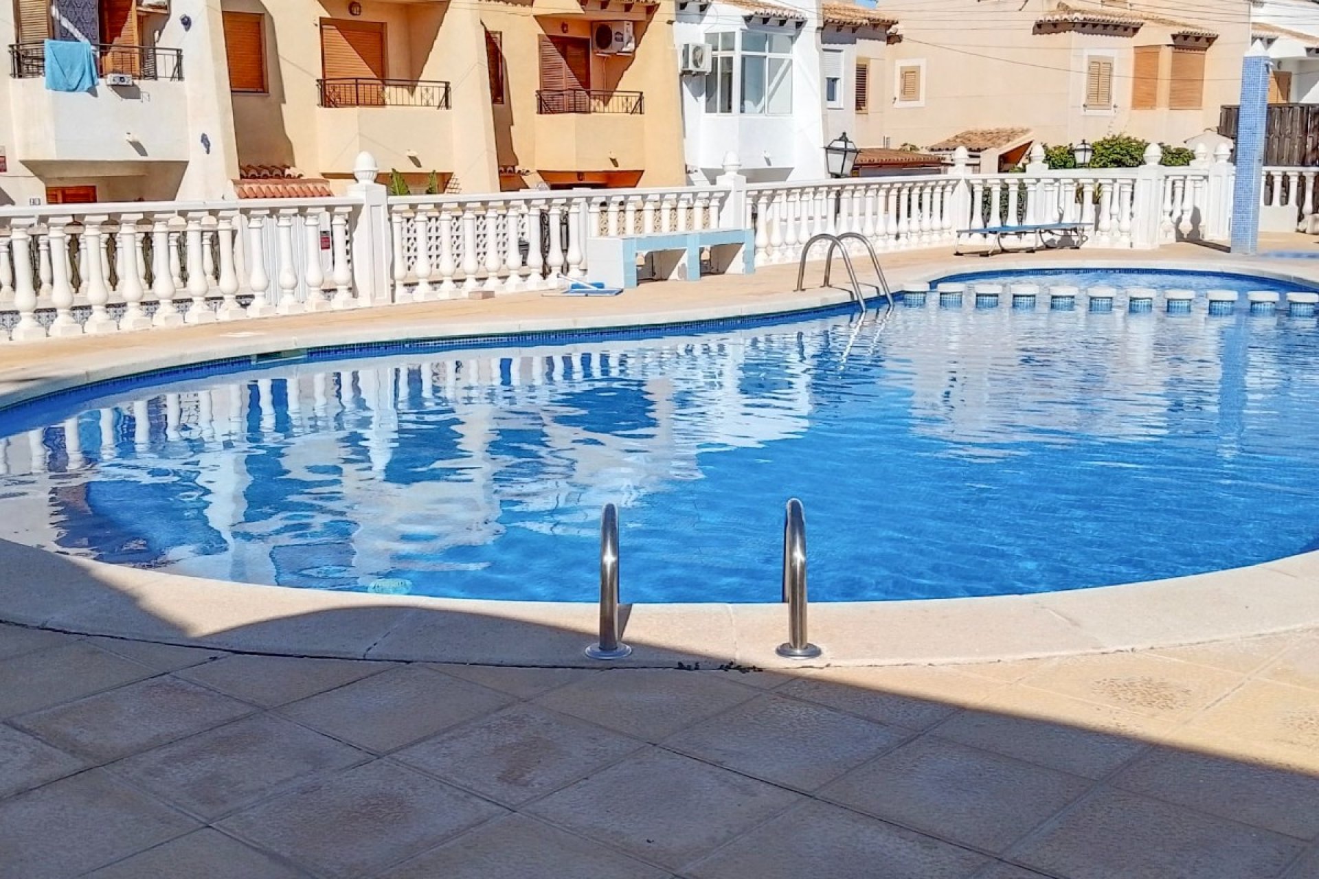 Herverkoop - Townhouse / Duplex / Corner - Torrevieia - Torrevieja