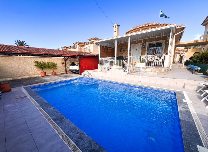 Herverkoop - Townhouse / Duplex / Corner - Torrevieia - Torrevieja