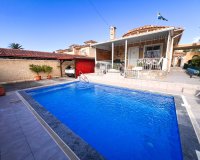 Herverkoop - Townhouse / Duplex / Corner - Torrevieia - Torrevieja