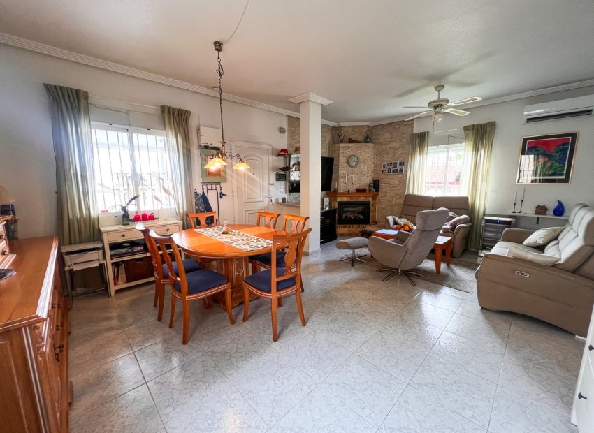 Herverkoop - Townhouse / Duplex / Corner - Torrevieia - Torrevieja