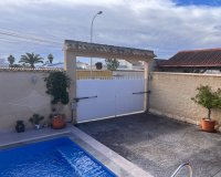 Herverkoop - Townhouse / Duplex / Corner - Torrevieia - Torrevieja