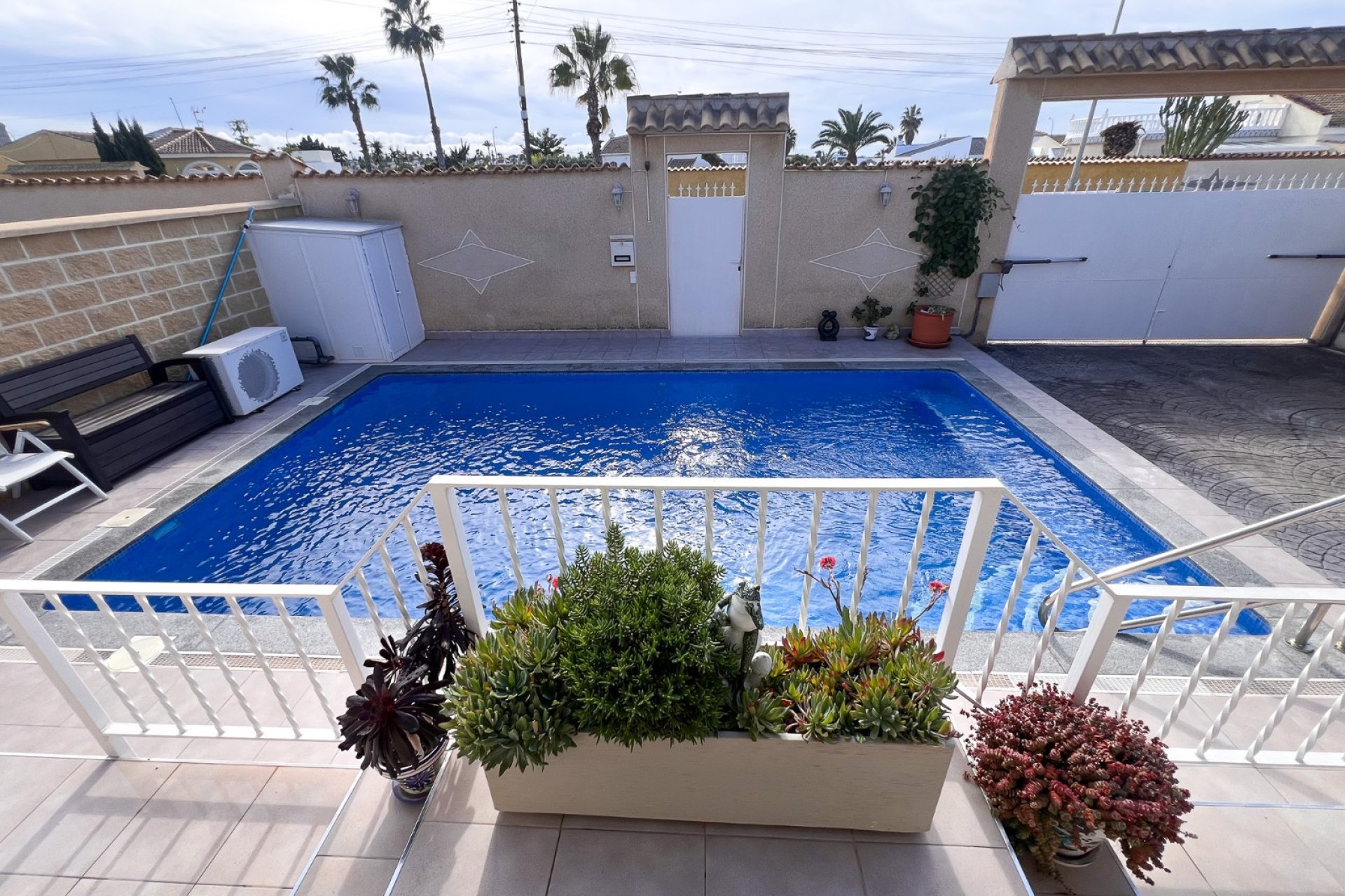 Herverkoop - Townhouse / Duplex / Corner - Torrevieia - Torrevieja