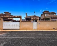 Herverkoop - Townhouse / Duplex / Corner - Torrevieia - Torrevieja