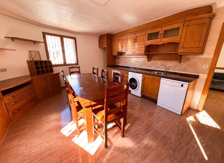 Herverkoop - Townhouse / Duplex / Corner - Torrevieia - Torrevieja