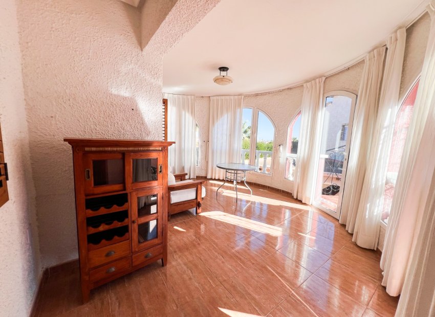 Herverkoop - Townhouse / Duplex / Corner - Torrevieia - Torrevieja