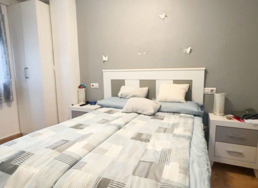 Herverkoop - Townhouse / Duplex / Corner - Torrevieia - Torrevieja