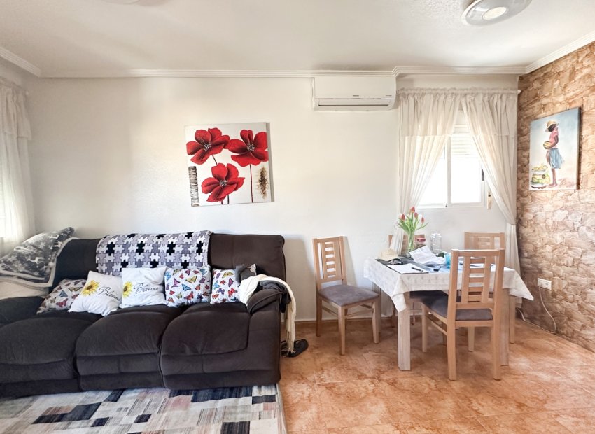 Herverkoop - Townhouse / Duplex / Corner - Torrevieia - Torrevieja