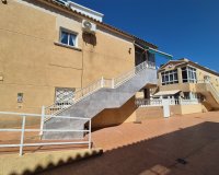 Herverkoop - Townhouse / Duplex / Corner - Torrevieia - Torrevieja