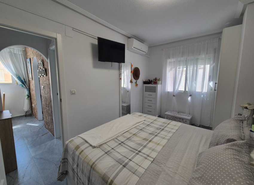 Herverkoop - Townhouse / Duplex / Corner - Torrevieia - Torrevieja