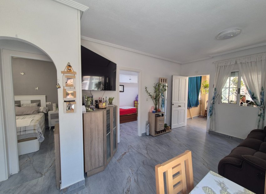 Herverkoop - Townhouse / Duplex / Corner - Torrevieia - Torrevieja