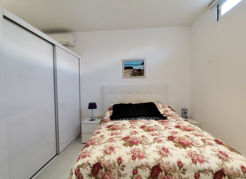Herverkoop - Townhouse / Duplex / Corner - Torrevieia - Torrevieja