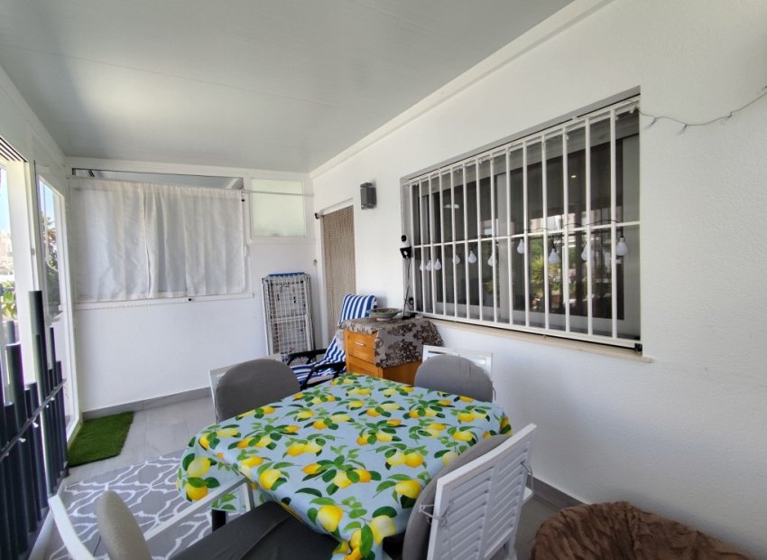 Herverkoop - Townhouse / Duplex / Corner - Torrevieia - Torrevieja