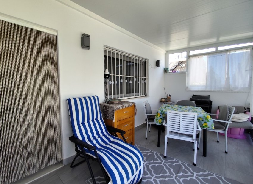 Herverkoop - Townhouse / Duplex / Corner - Torrevieia - Torrevieja