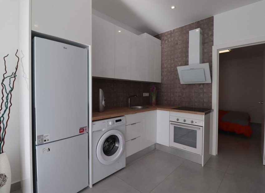 Herverkoop - Townhouse / Duplex / Corner - Torrevieja - San Luis