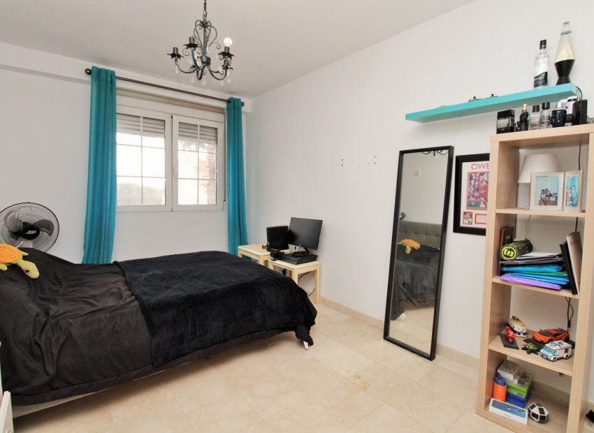 Herverkoop - Townhouse / Duplex / Corner - Villamartín - Los Dolses