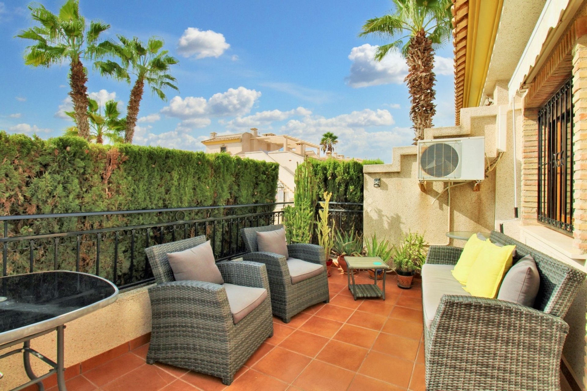 Herverkoop - Townhouse / Duplex / Corner - Villamartín - PAU 8