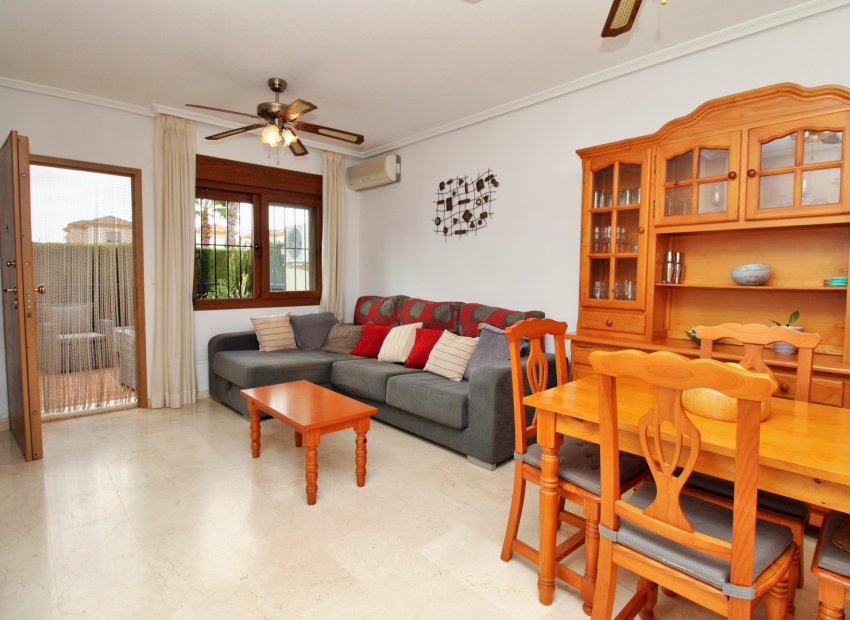 Herverkoop - Townhouse / Duplex / Corner - Villamartín - PAU 8