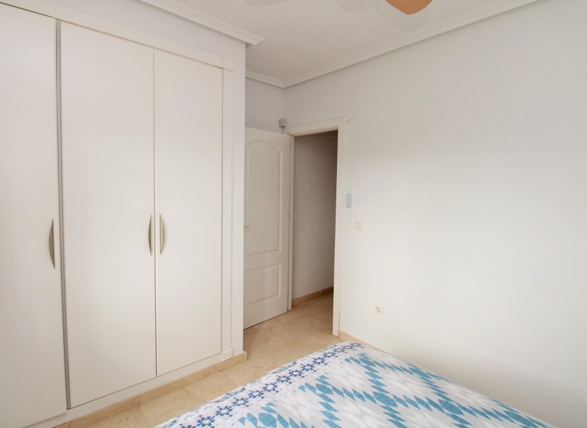 Herverkoop - Townhouse / Duplex / Corner - Villamartín - PAU 8