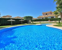 Herverkoop - Townhouse / Duplex / Corner - Villamartín - PAU 8