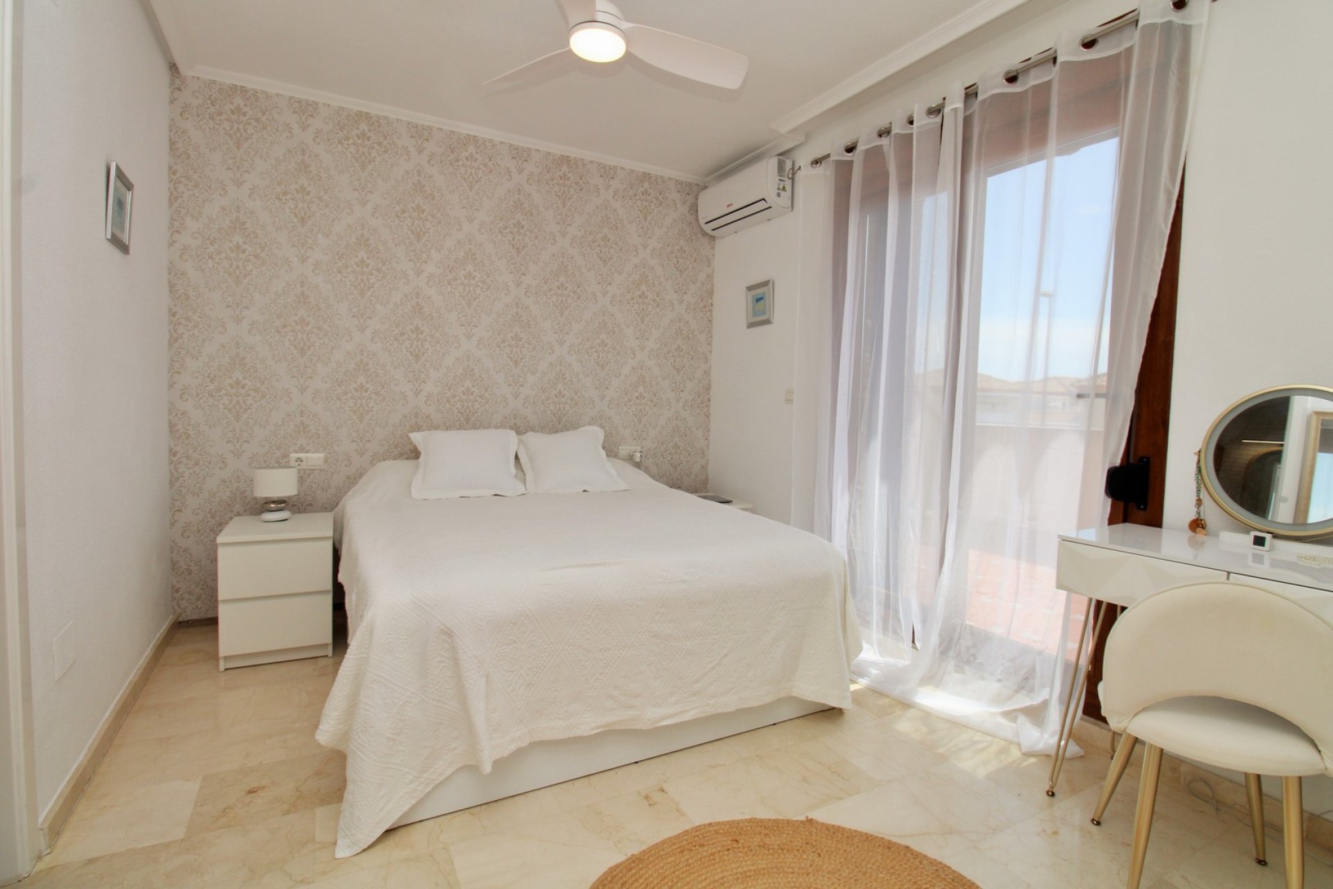 Herverkoop - Townhouse / Duplex / Corner - Villamartín - PAU 8