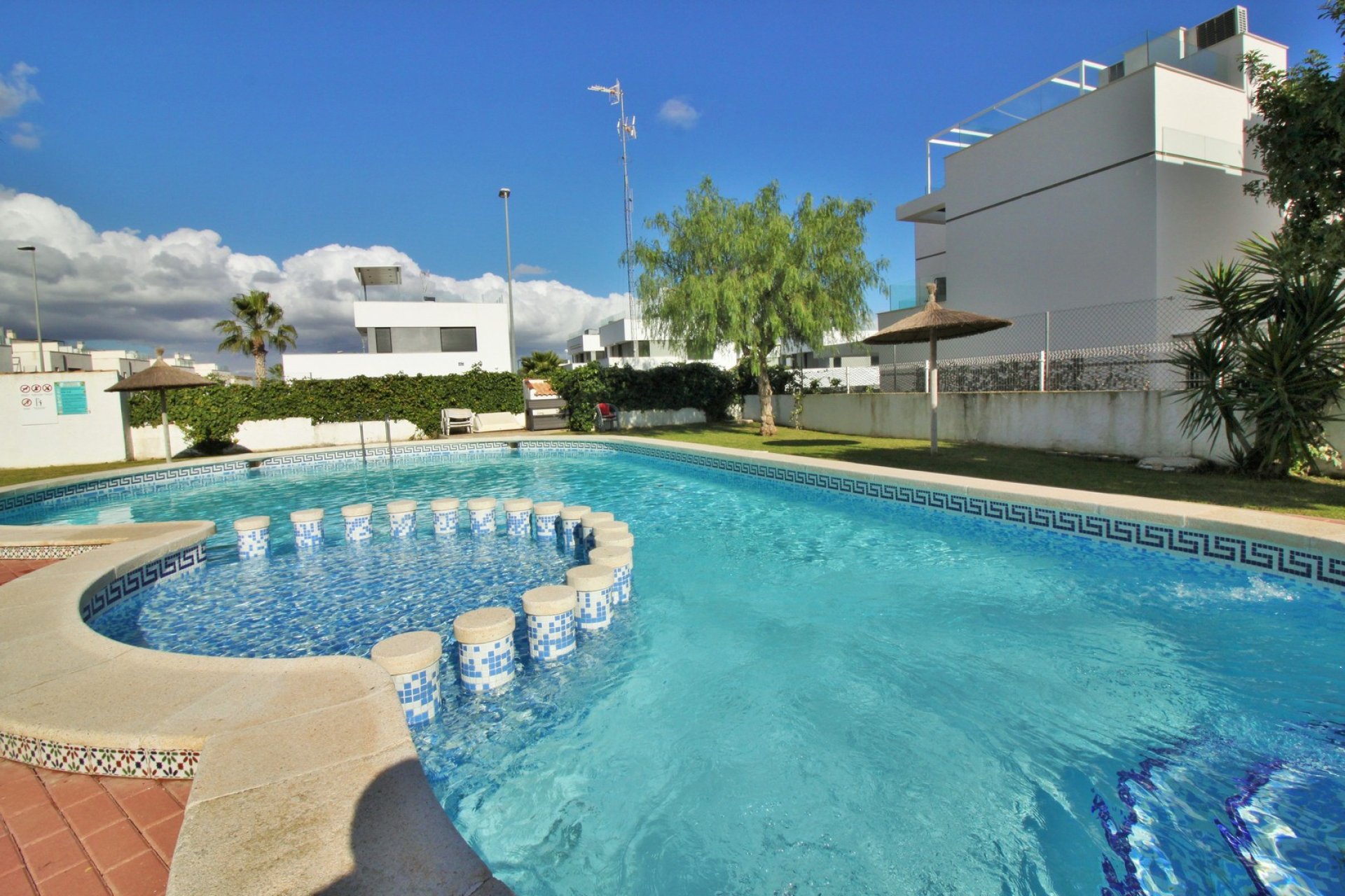 Herverkoop - Townhouse / Duplex / Corner - Villamartín