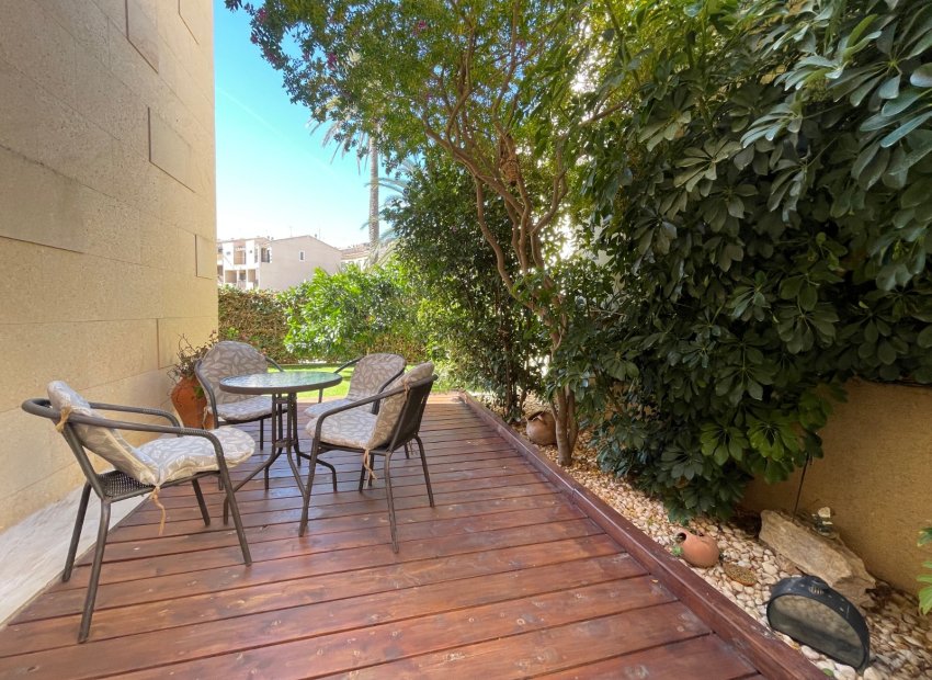 Herverkoop - Townhouse / Duplex / Corner - Villanueva Rio Segura - Villanueva