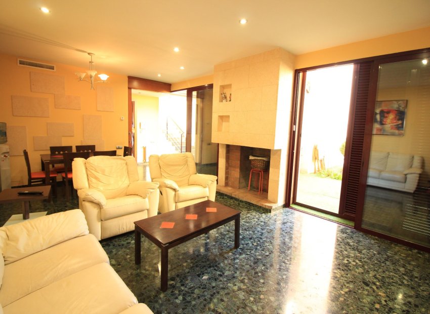 Herverkoop - Townhouse / Duplex / Corner - Villanueva Rio Segura - Villanueva