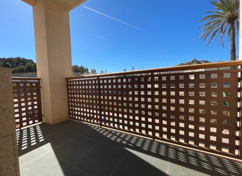 Herverkoop - Townhouse / Duplex / Corner - Villanueva Rio Segura - Villanueva