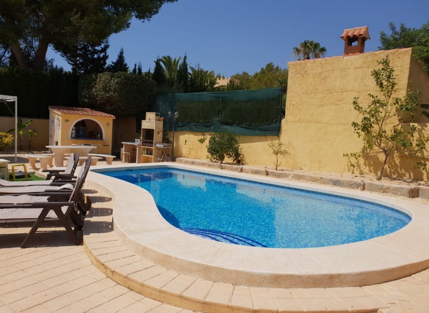 Herverkoop - Villa - Alfas del Pí - Urbanizaciones