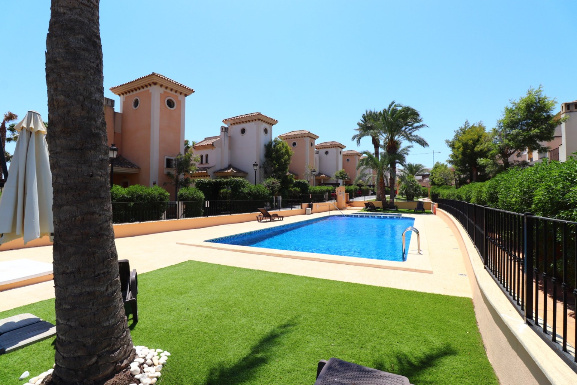 Herverkoop - Villa - Algorfa - La Finca Golf Resort