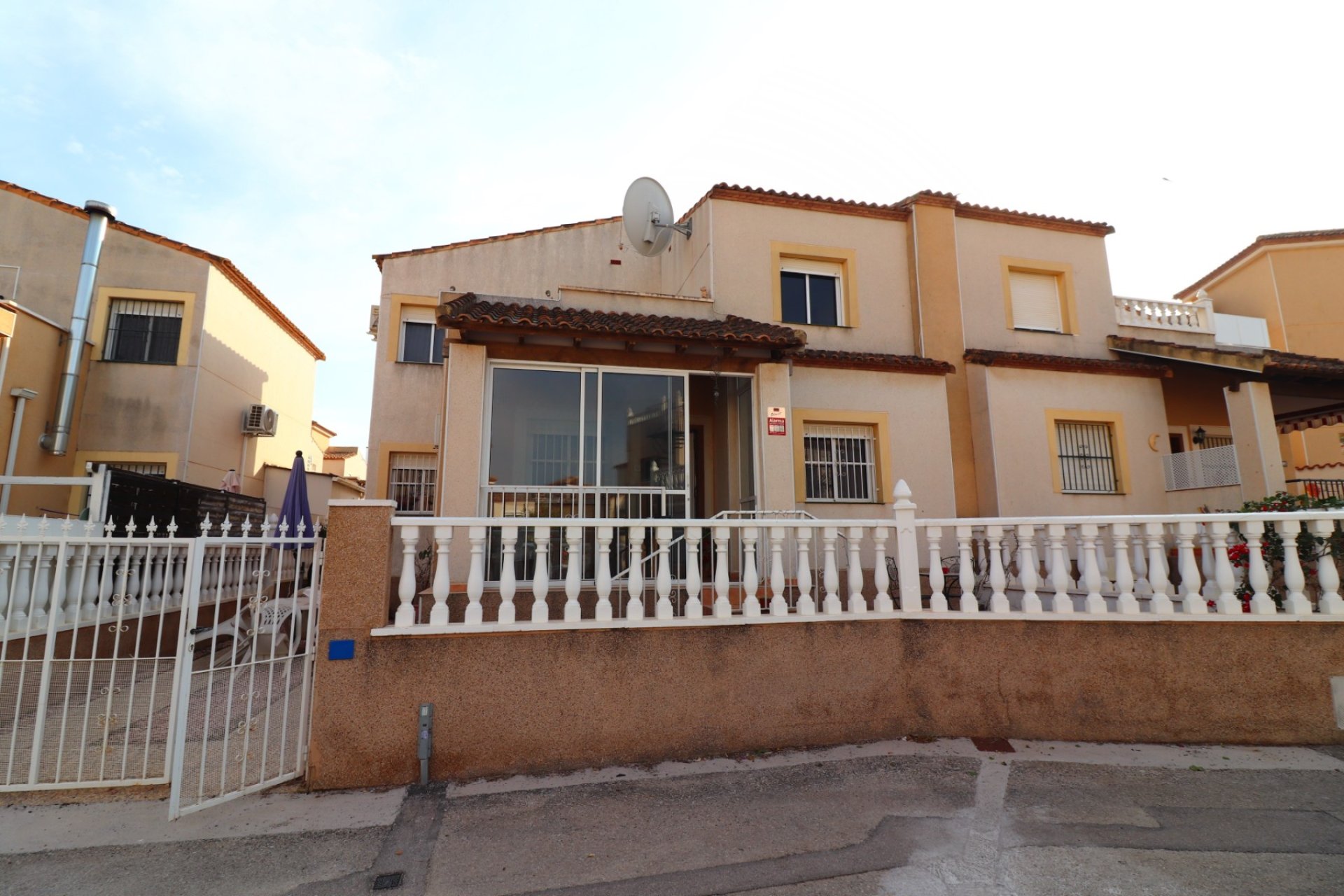 Herverkoop - Villa - Algorfa - Montebello