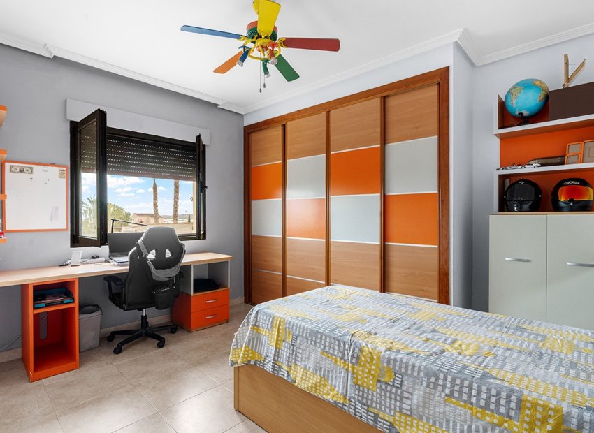 Herverkoop - Villa - Alicante - Rebolledo